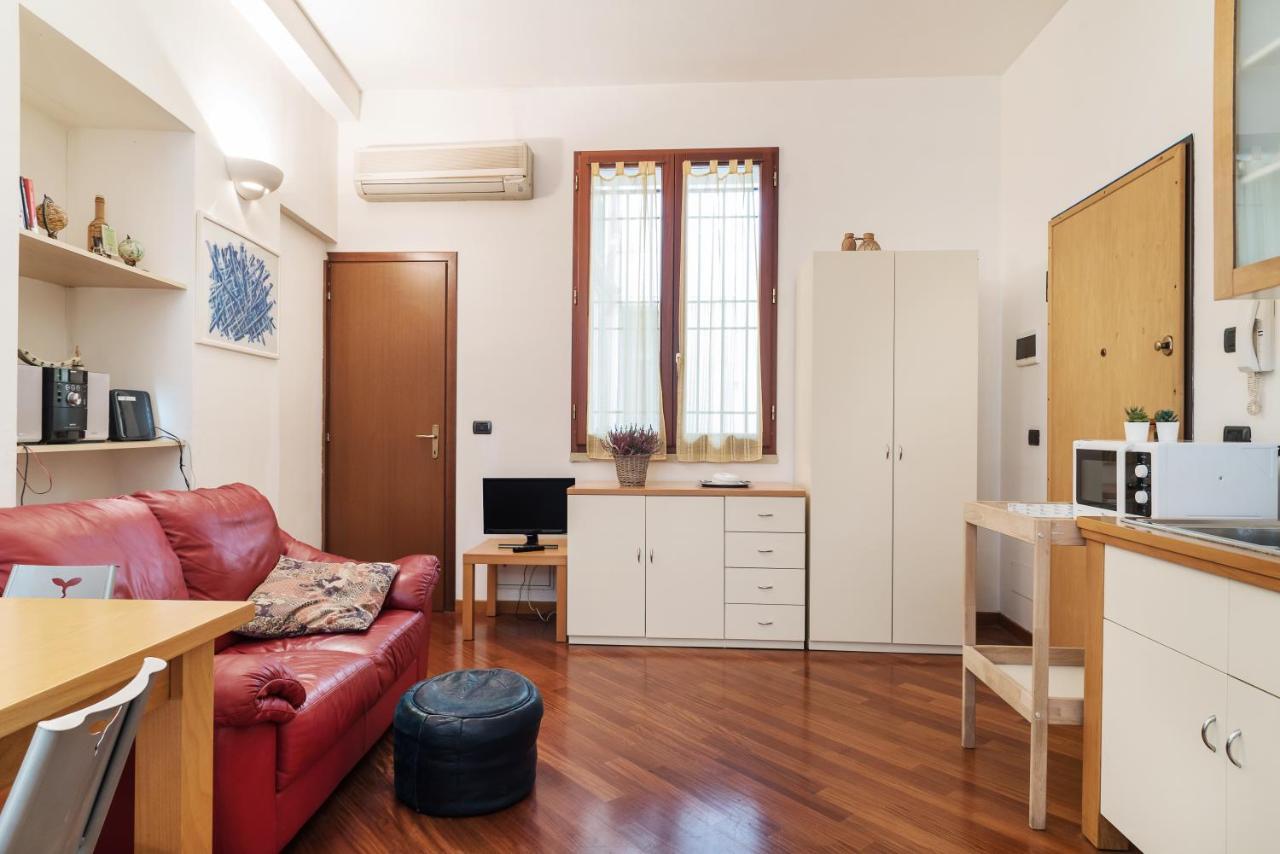 Bologna Central Studio Buitenkant foto